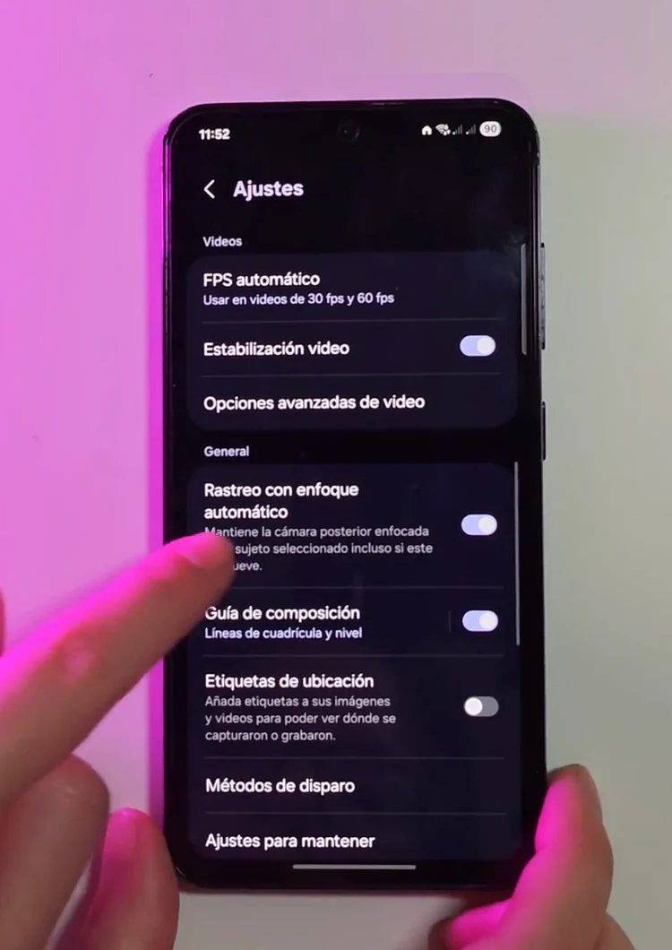 Rastreo con enfoque automático en los ajustes de cámara Samsung