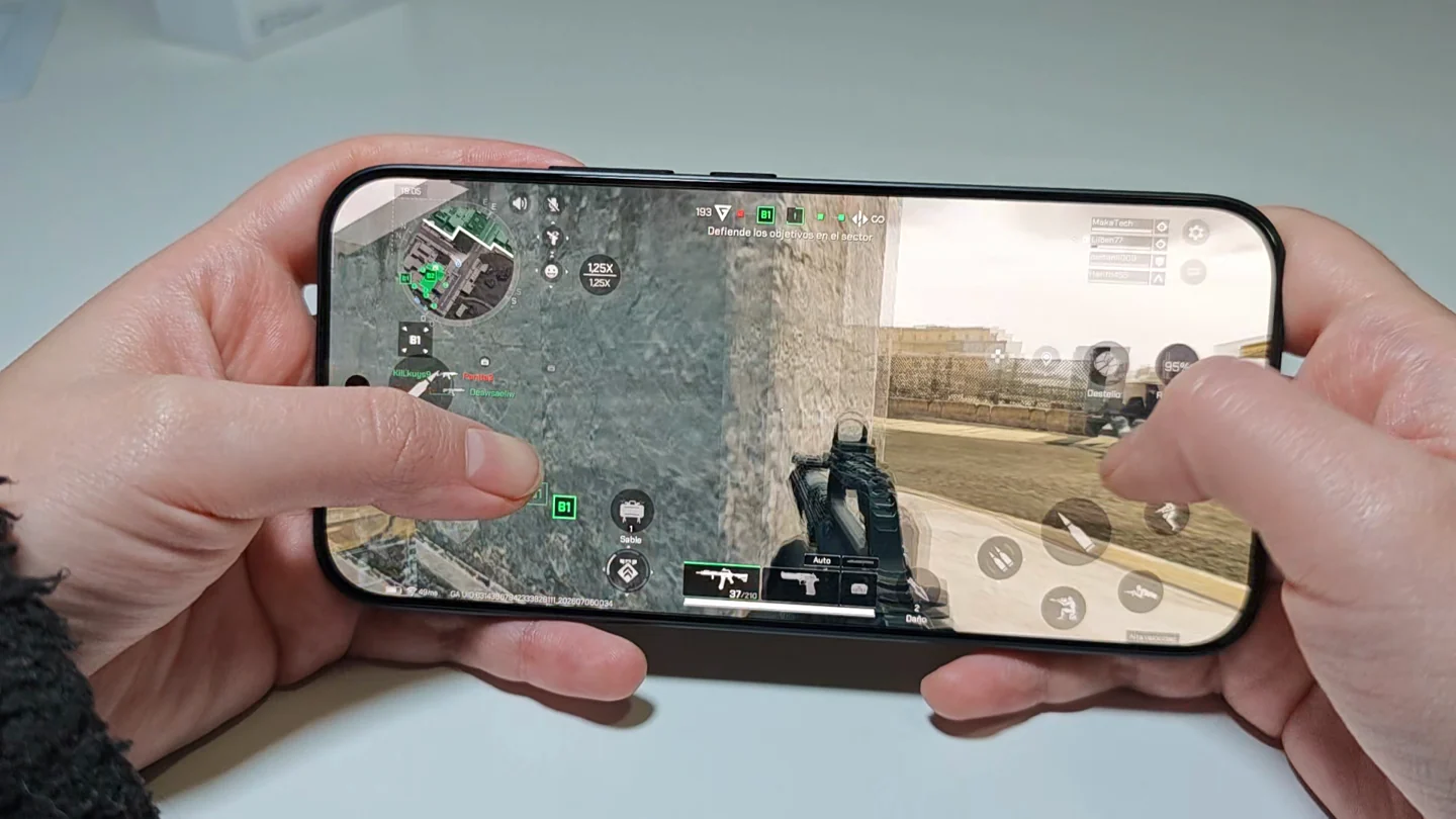 Maka jugando Delta Force en el Xiaomi 17T