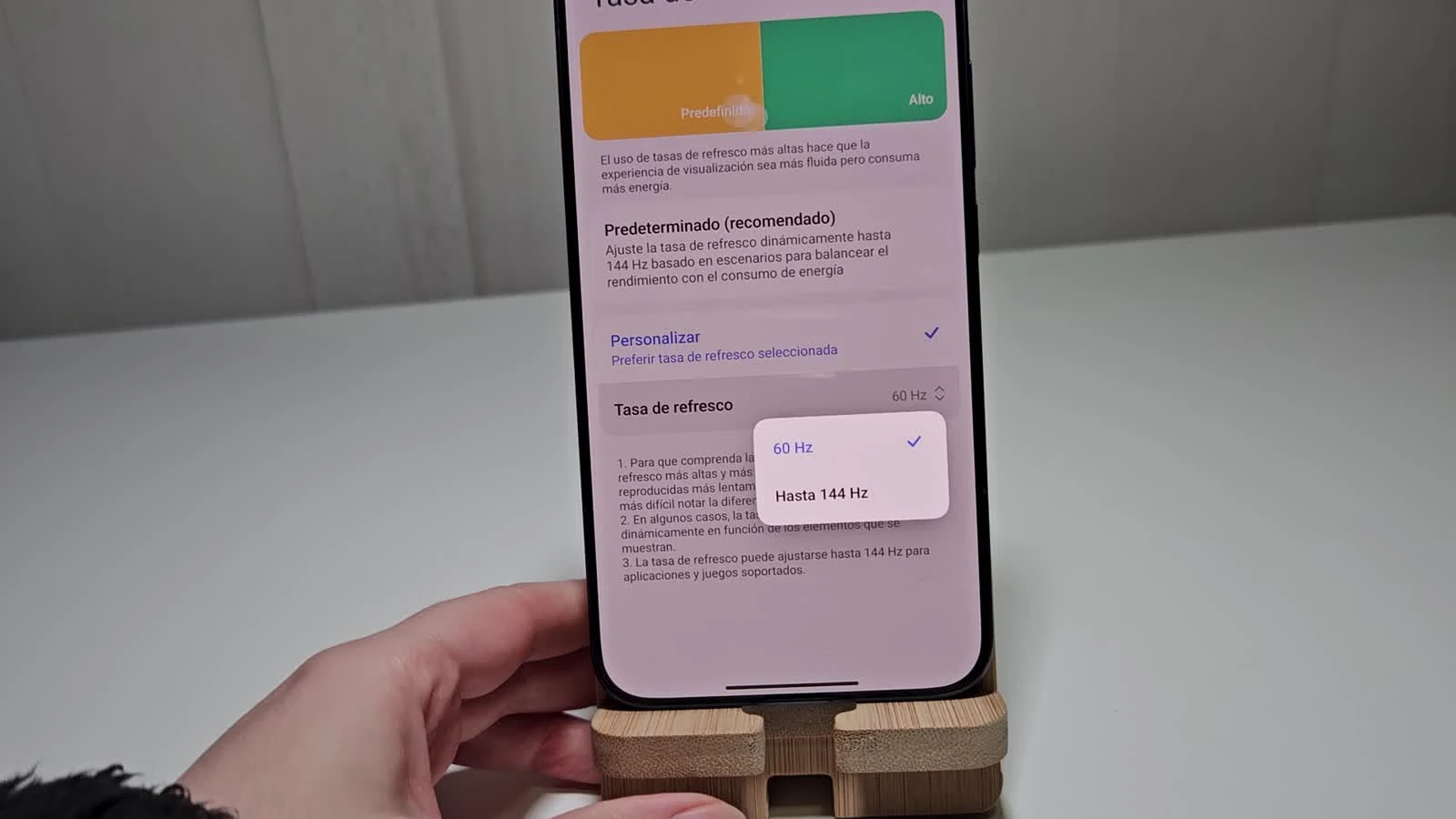 Ajustes de pantalla del Xiaomi 17T Pro con opción de hasta 144 Hz.